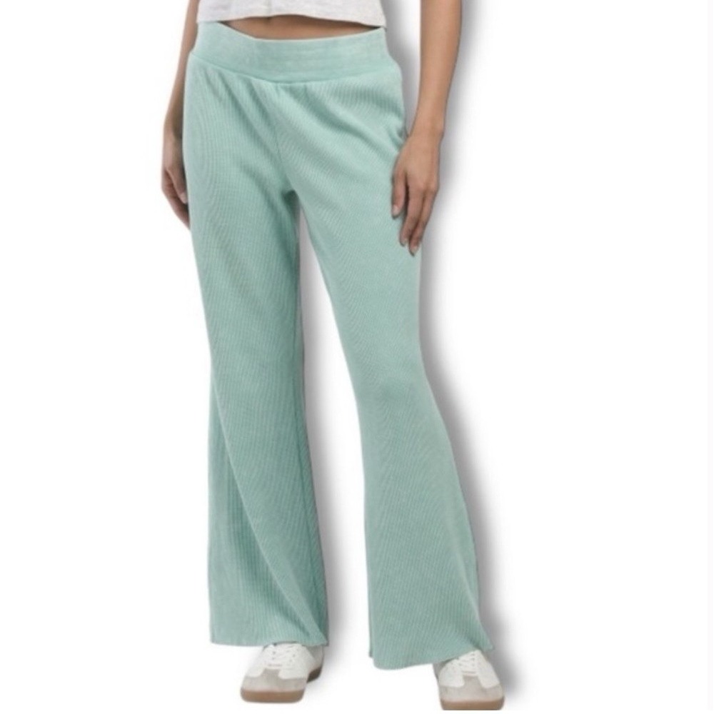 Sunnyside by Sundry Size Large Mint Waffle Knit Wide Leg Lounge Pants Revolve